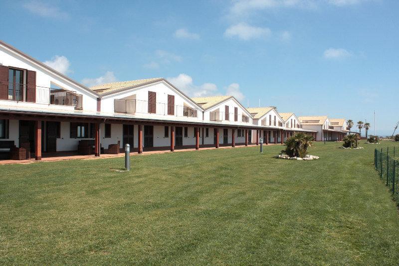 Bellavista Aparthotel Реалмонте Екстериор снимка