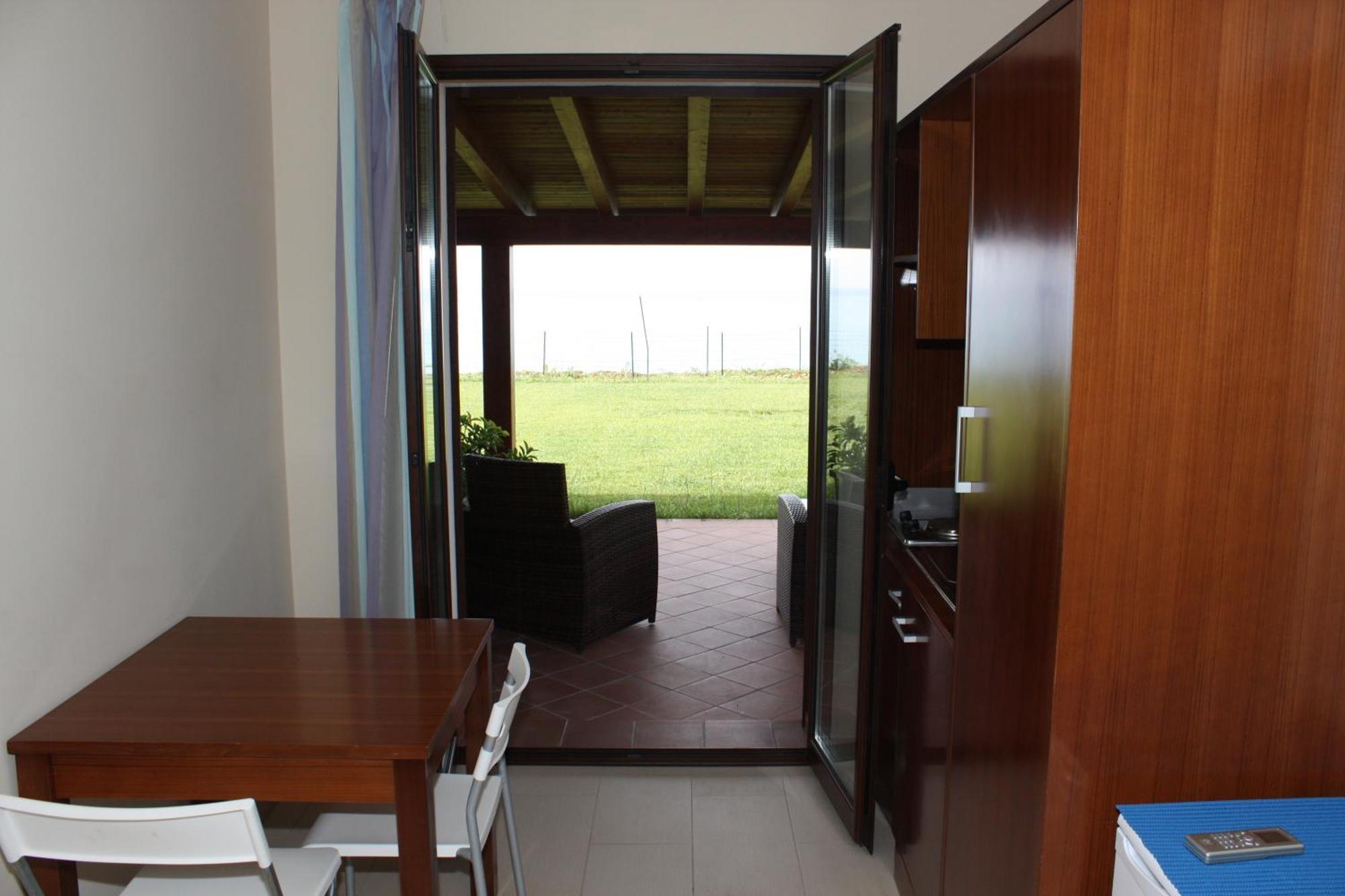 Bellavista Aparthotel Реалмонте Стая снимка