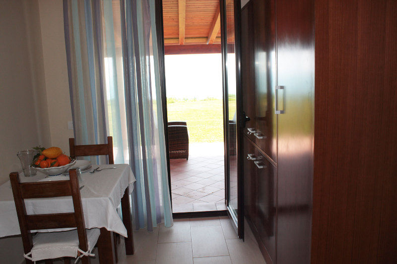Bellavista Aparthotel Реалмонте Екстериор снимка